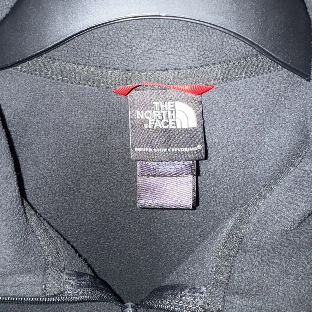 The North Face Men's Gray 1/4 Zip Fleece Pullover Sweatshirt Jacket Sz. LG